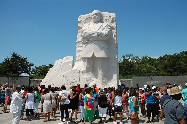 Virtual Tour of Martin Luther King Memorial - Photo 1 of 6